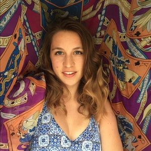 Meet your Posher, Madeline